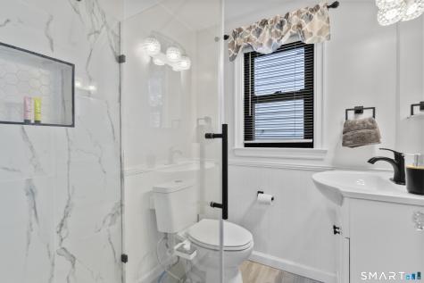 381 Quaker South Lane West Hartford CT 06119