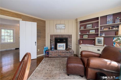 122 Crest Road Middlebury CT 06762