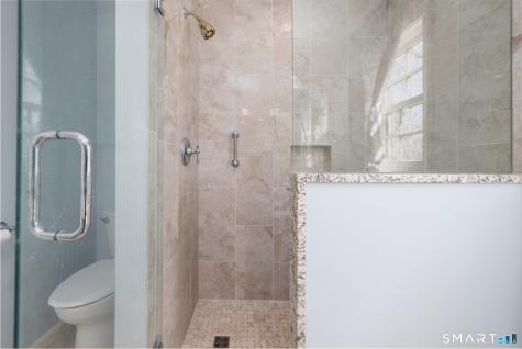 122 Crest Road Middlebury CT 06762