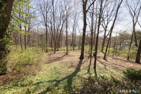 122 Crest Road Middlebury CT 06762