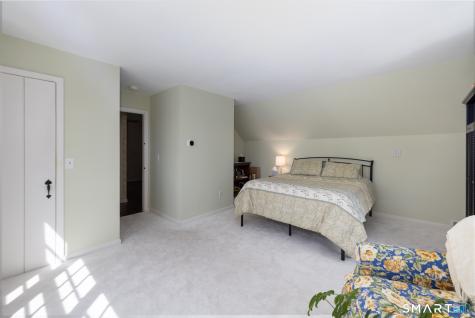 122 Crest Road Middlebury CT 06762