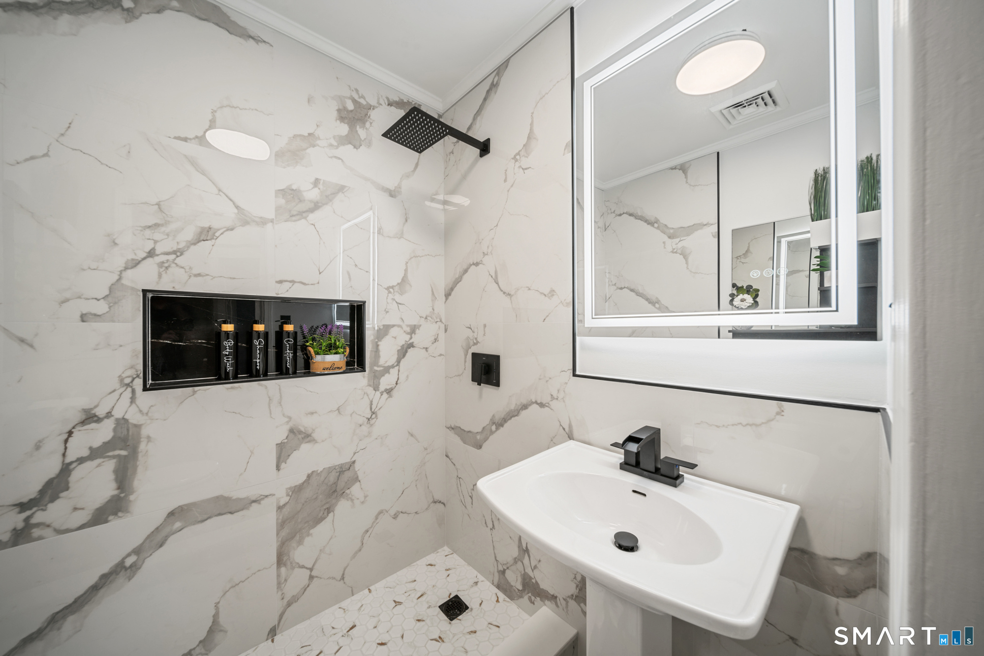58 Superior Avenue Newington CT 06111