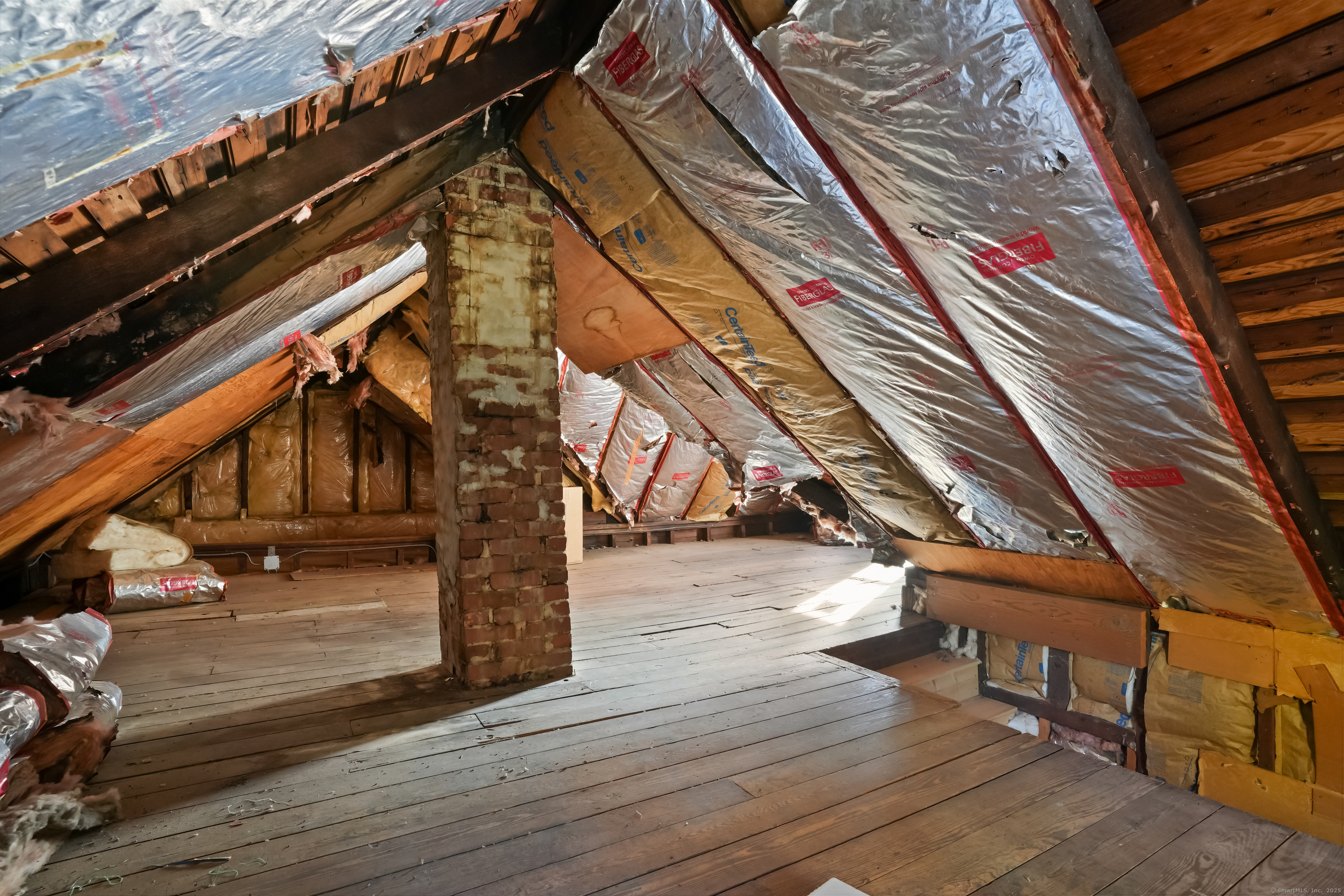 12 Mountainville Road Danbury CT 06810