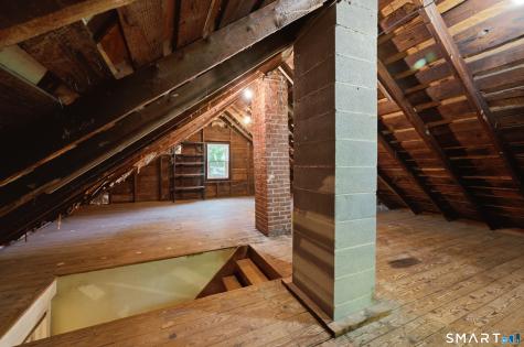 36 Middle River Road Danbury CT 06811