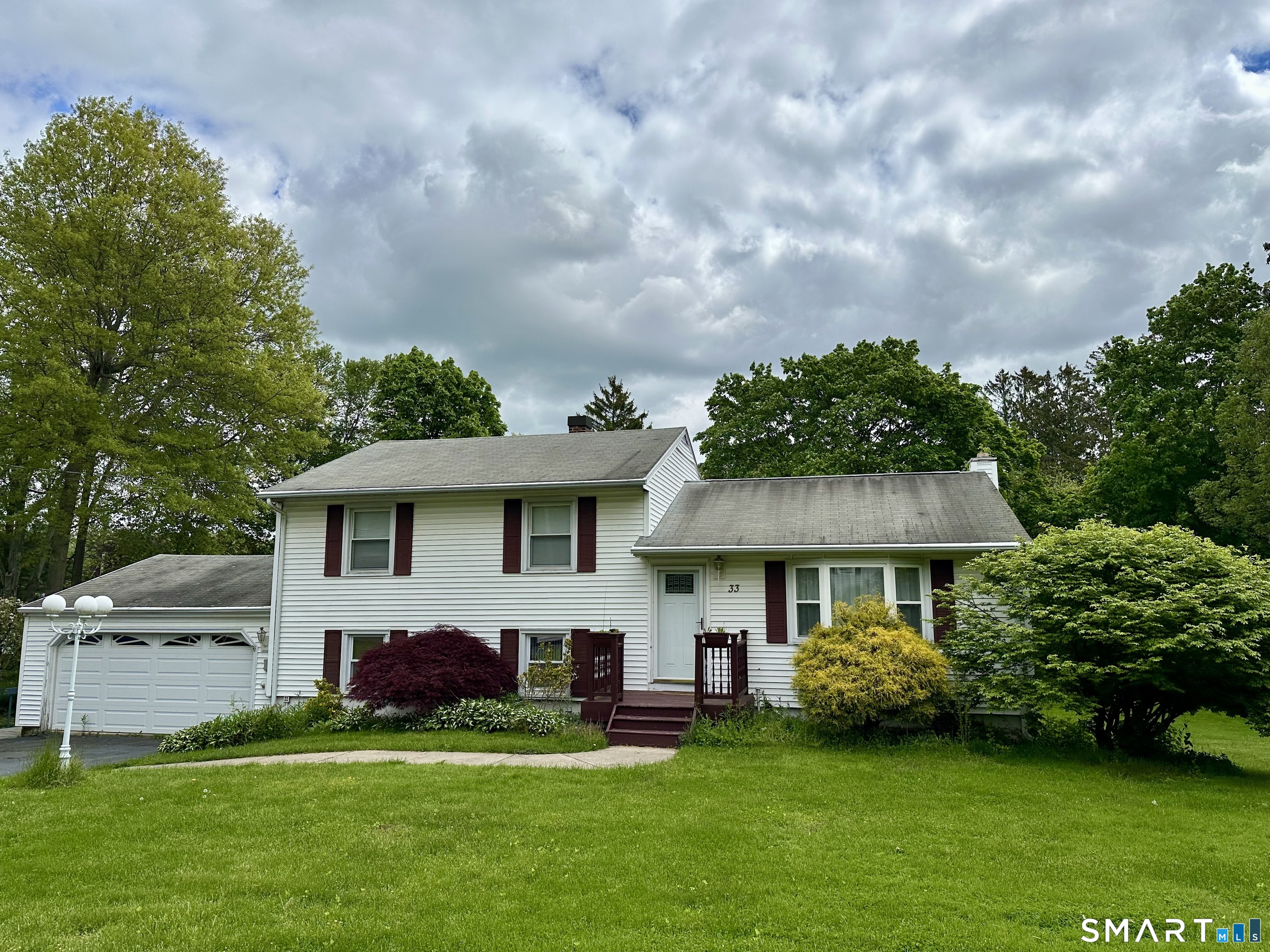 33 Deforest Drive North Branford CT 06471
