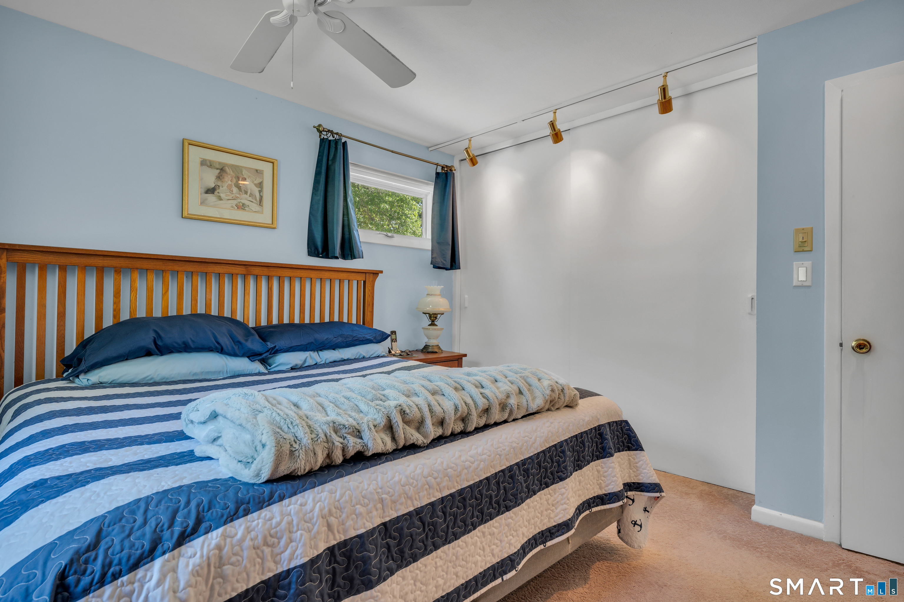 33 Deforest Drive North Branford CT 06471