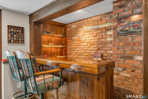 33 Deforest Drive North Branford CT 06471