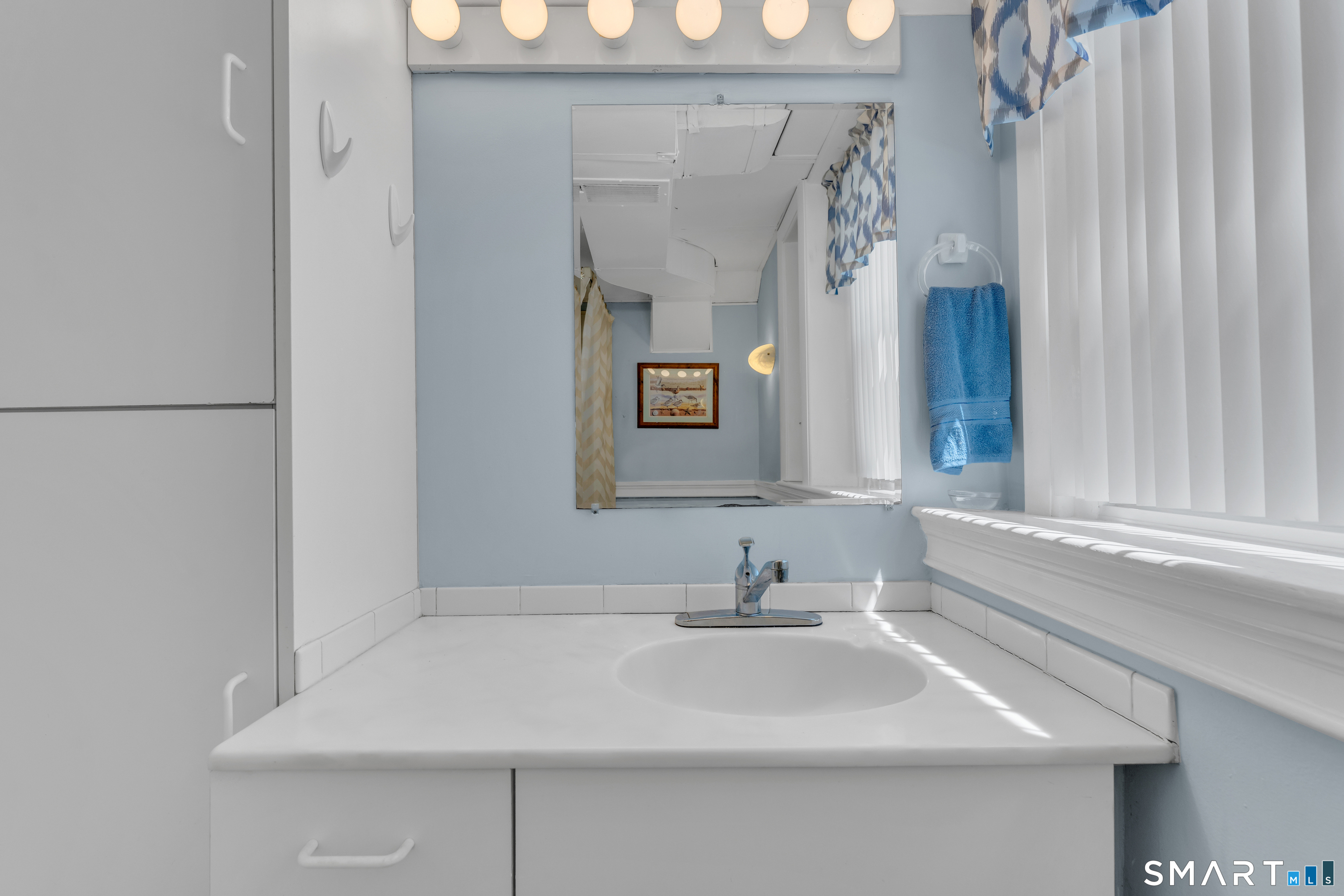 33 Deforest Drive North Branford CT 06471