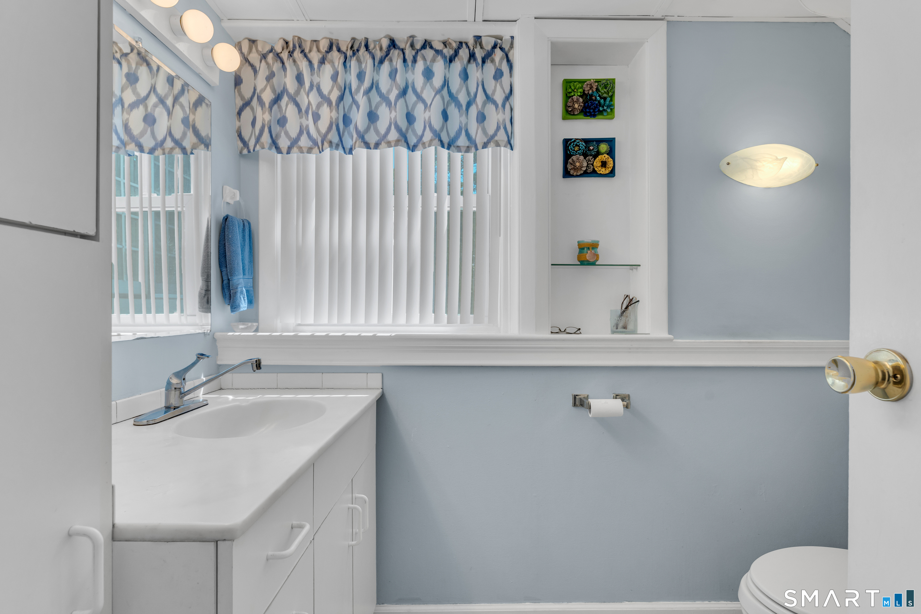 33 Deforest Drive North Branford CT 06471