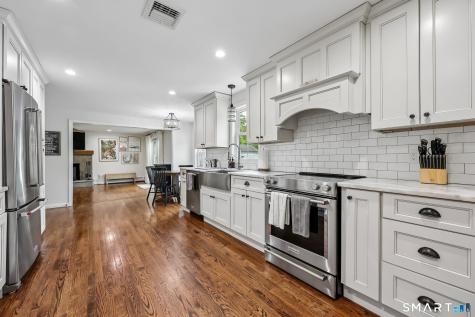 14 Cedrus Court Branford CT 06405