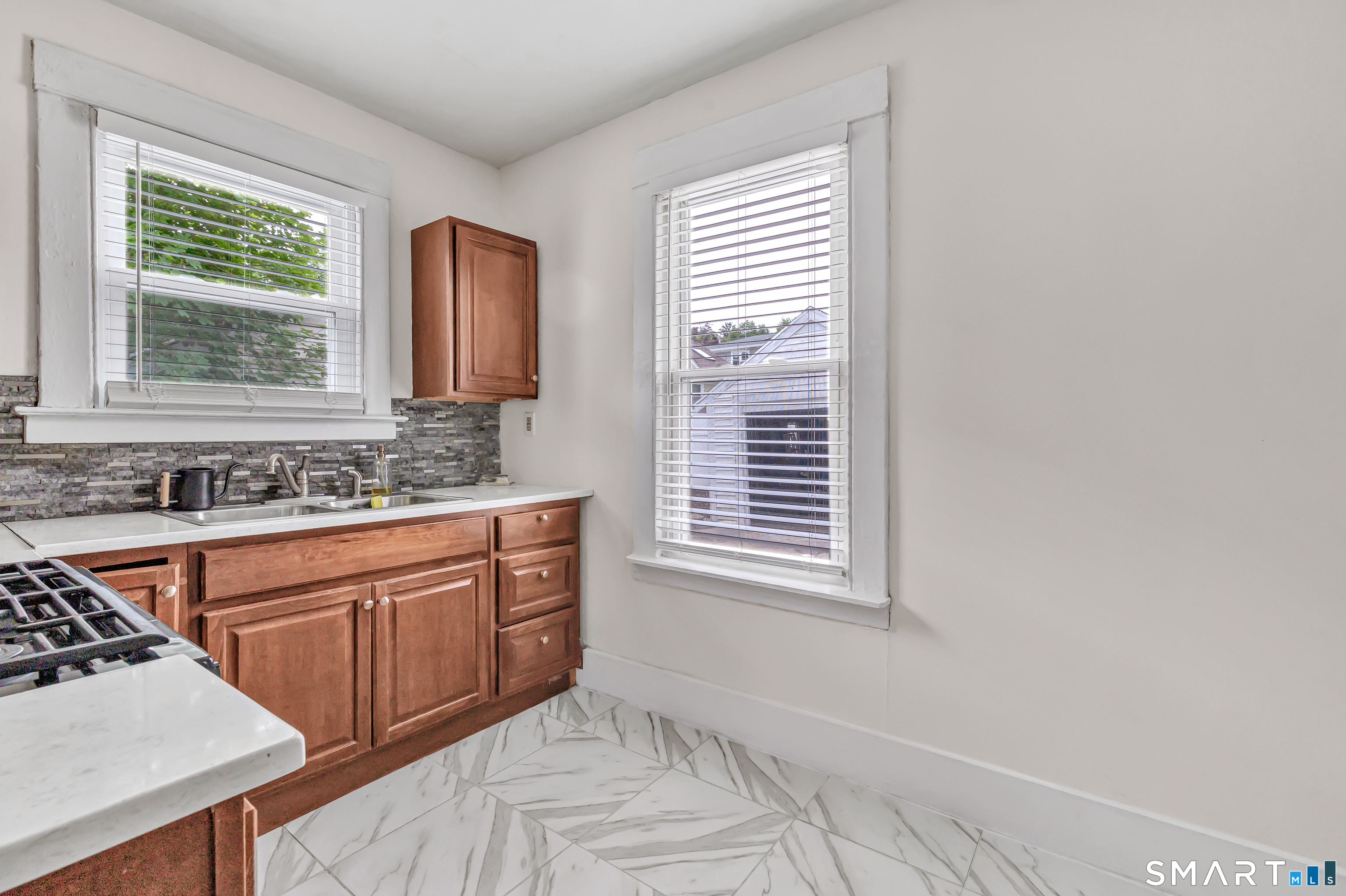 12 Violet Street Hamden CT 06517