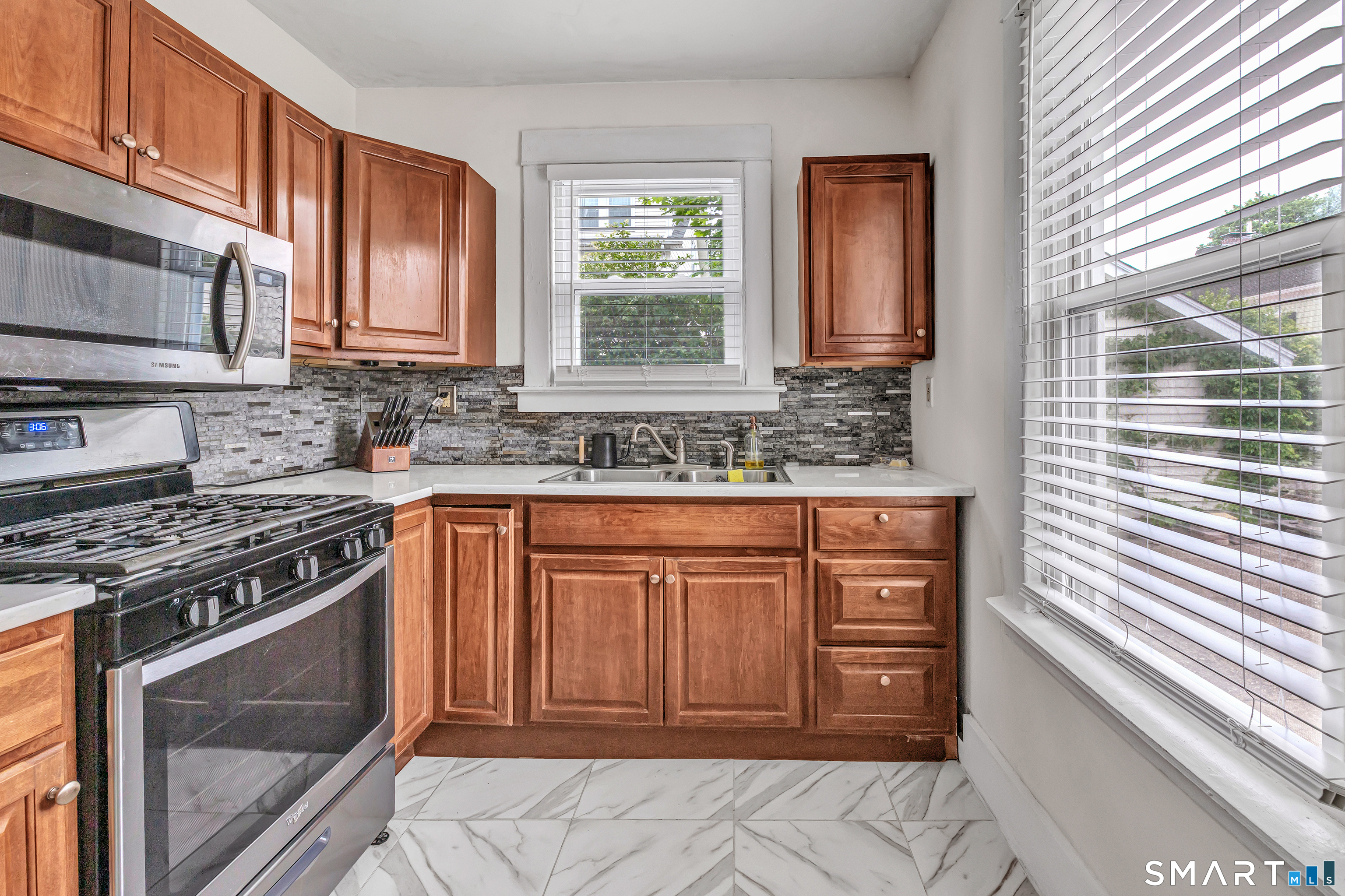 12 Violet Street Hamden CT 06517