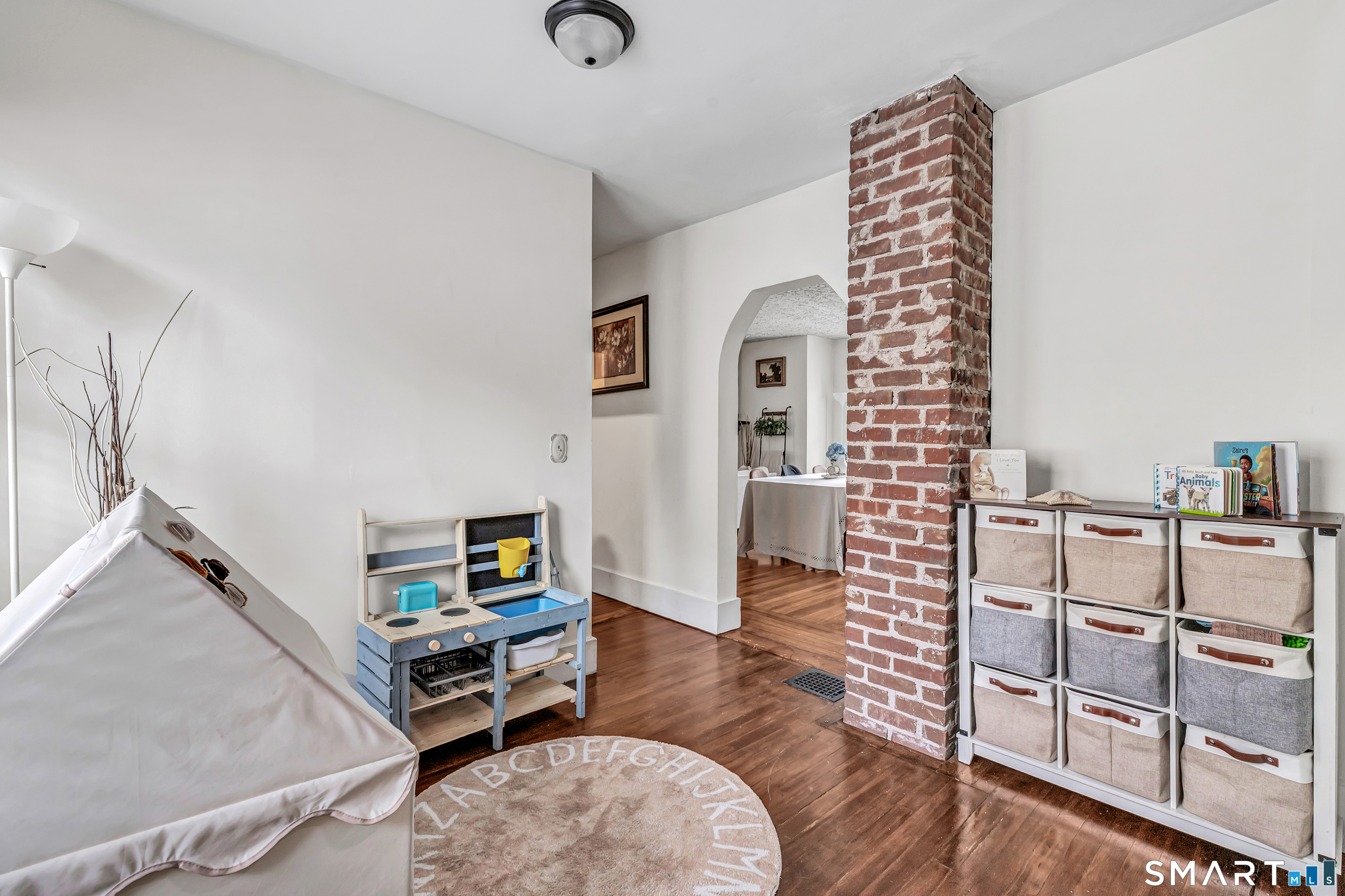 12 Violet Street Hamden CT 06517