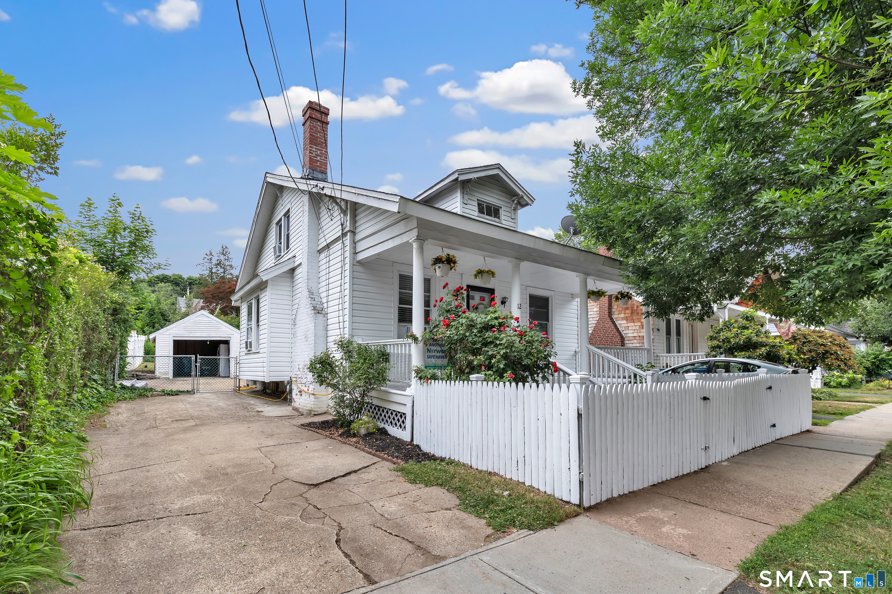 12 Violet Street Hamden CT 06517