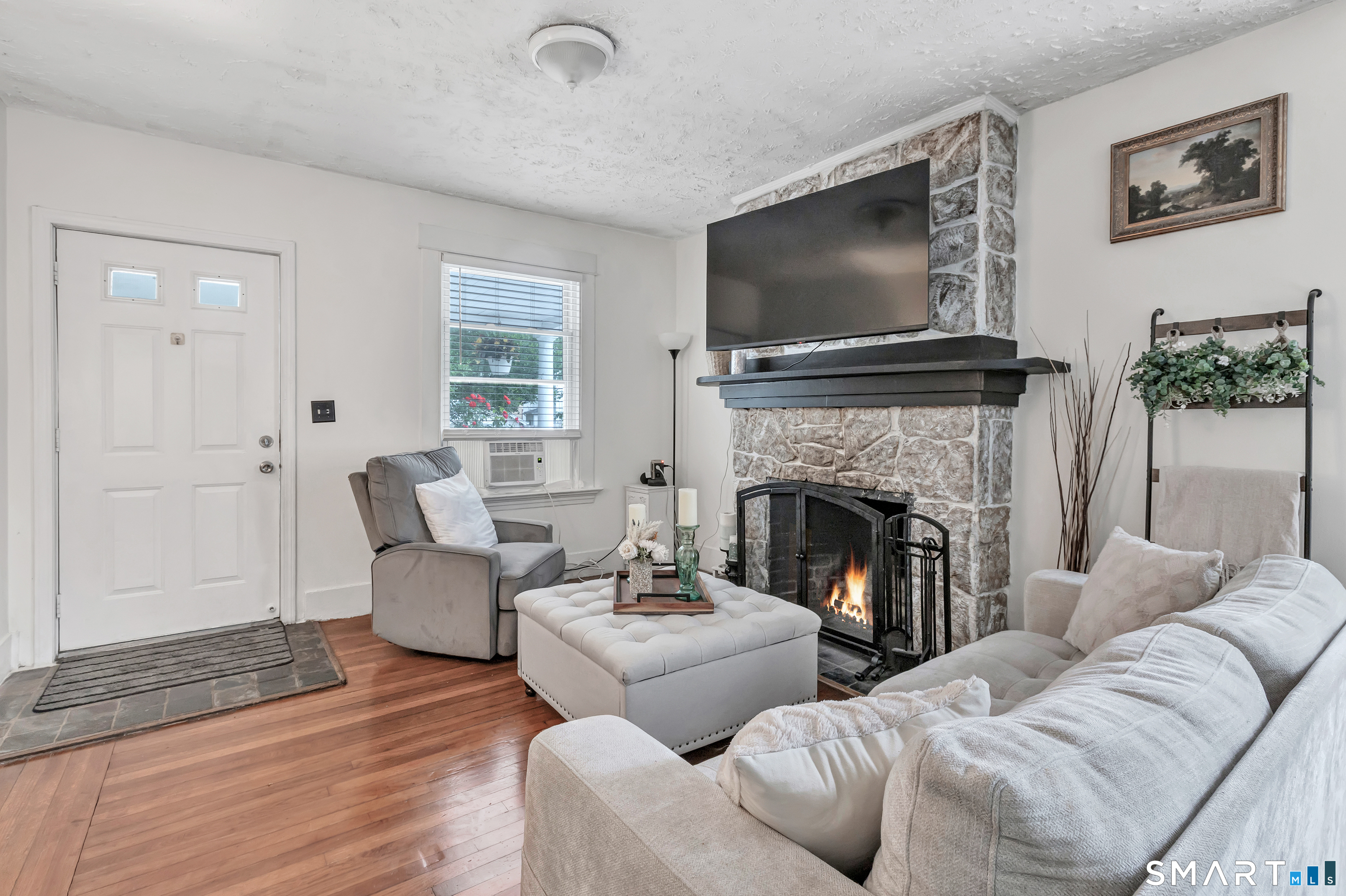 12 Violet Street Hamden CT 06517