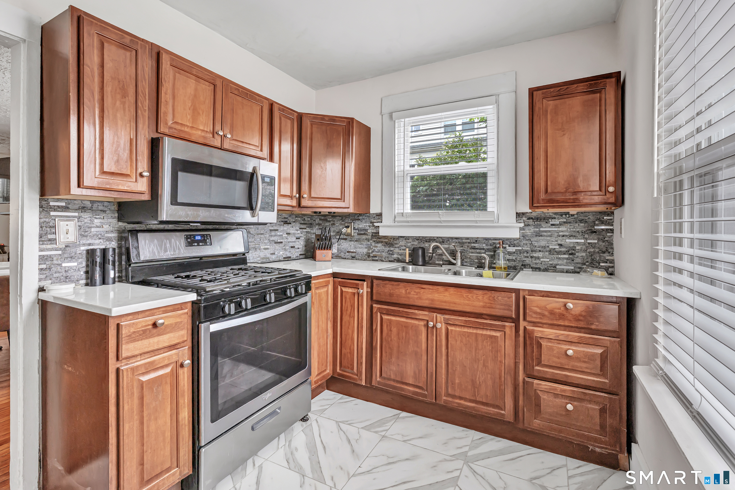 12 Violet Street Hamden CT 06517