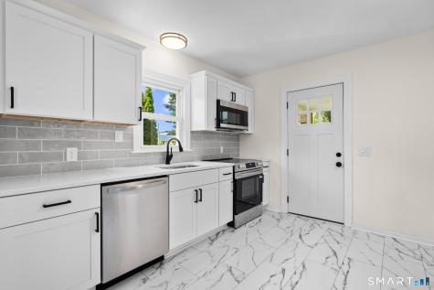 94 Morris Street West Haven CT 06516