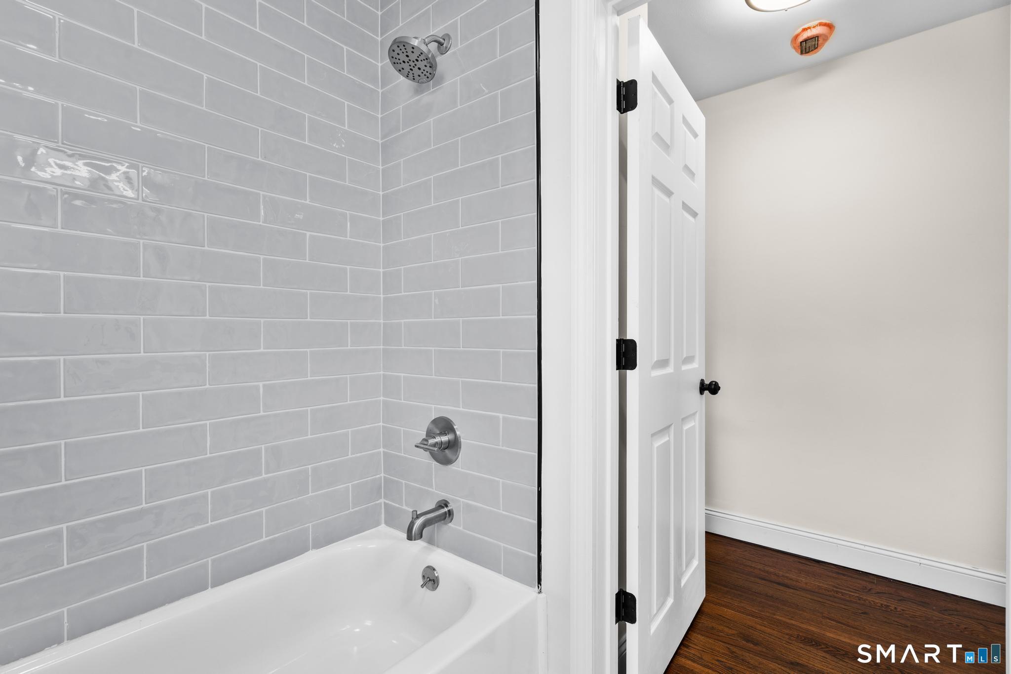 94 Morris Street West Haven CT 06516