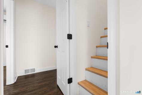 94 Morris Street West Haven CT 06516