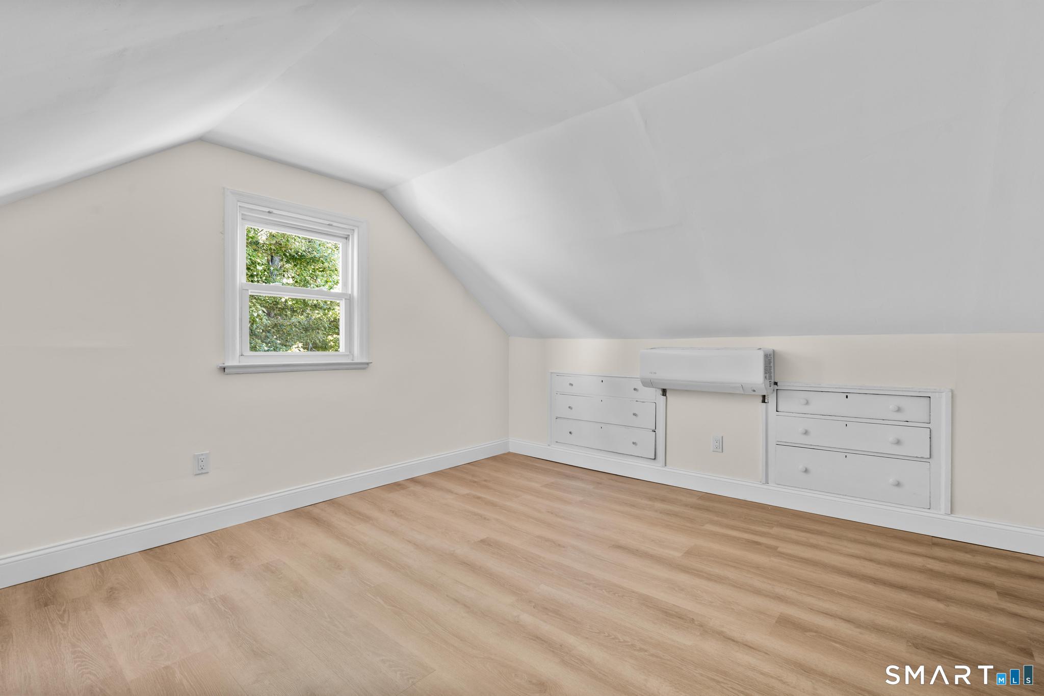 94 Morris Street West Haven CT 06516