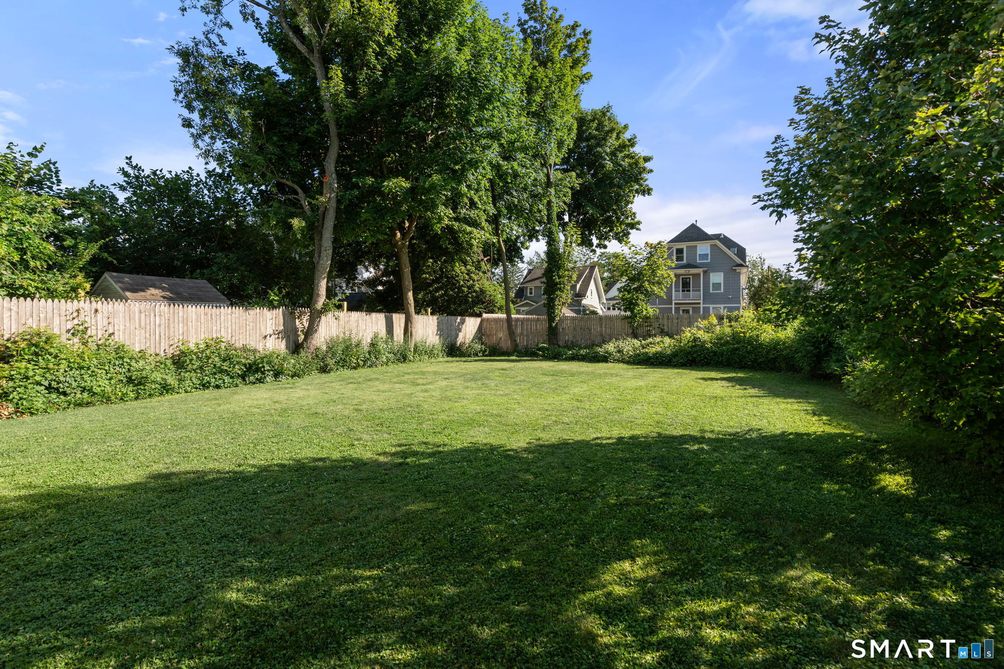 247 Harborview Avenue Bridgeport CT 06605