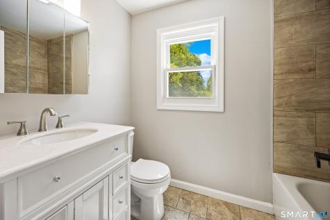 1044 Dunbar Hill Road Hamden CT 06514