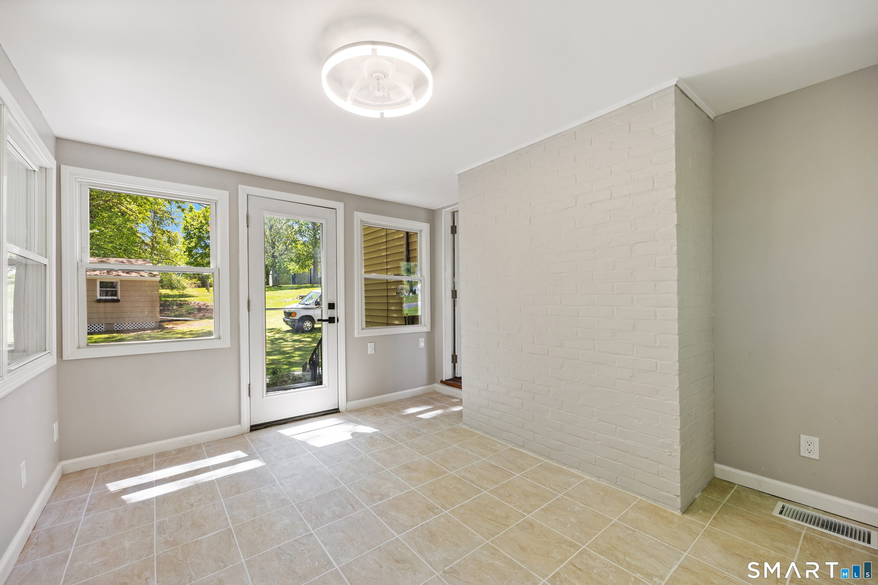 1044 Dunbar Hill Road Hamden CT 06514