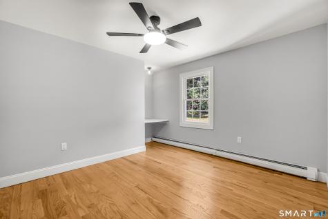 20 Hydelor Avenue Prospect CT 06712