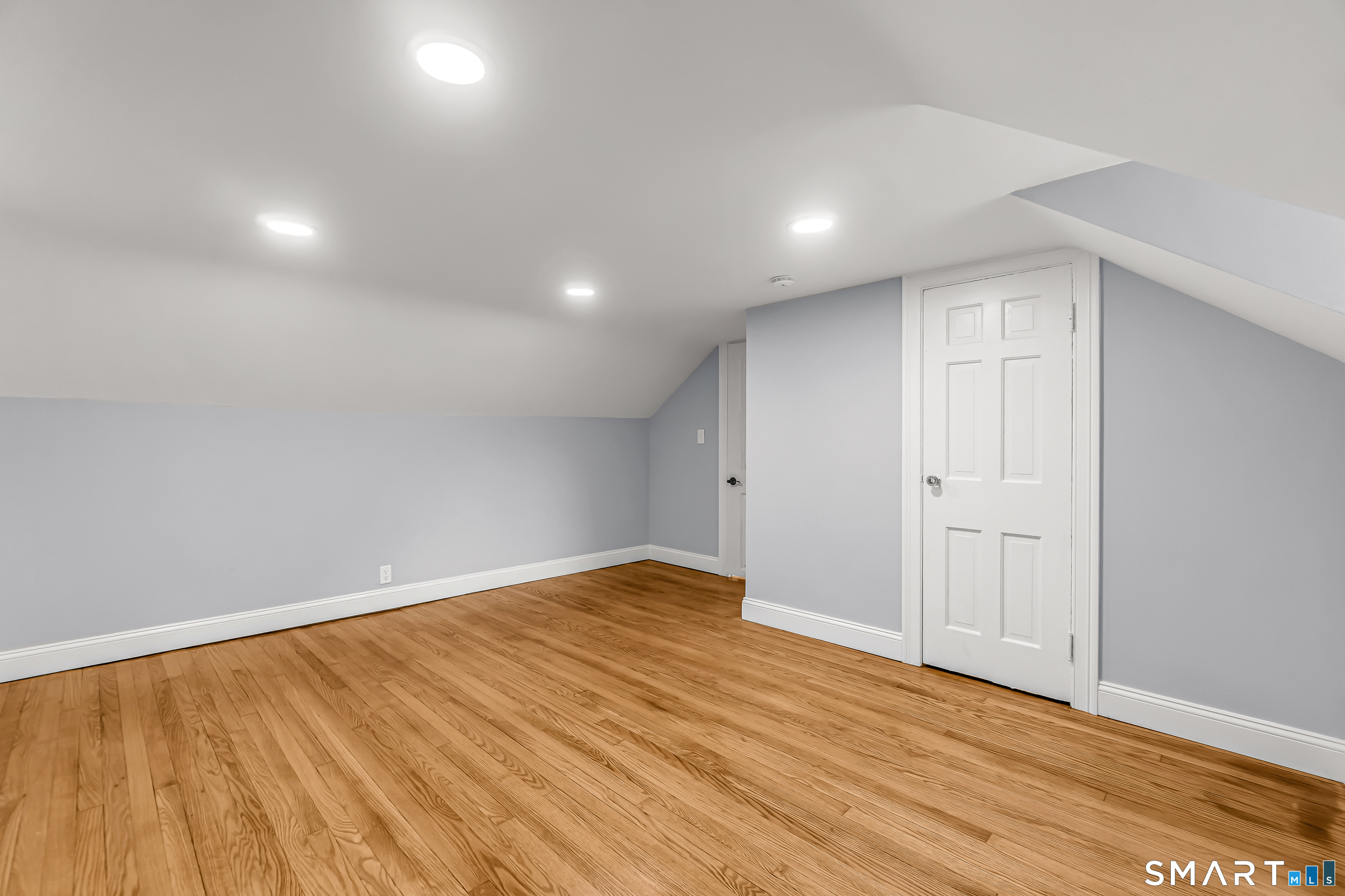 20 Hydelor Avenue Prospect CT 06712