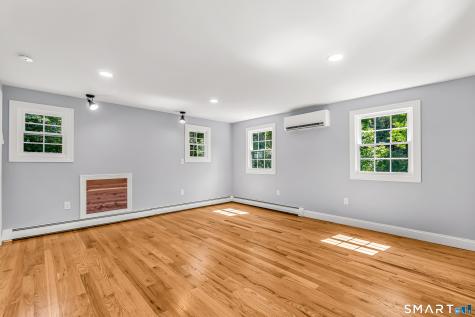 20 Hydelor Avenue Prospect CT 06712
