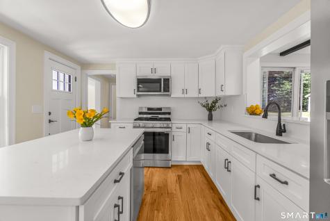 20 Hydelor Avenue Prospect CT 06712
