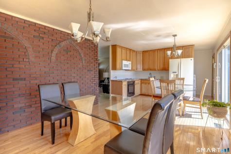 105 Bear Paw Road Bridgeport CT 06606