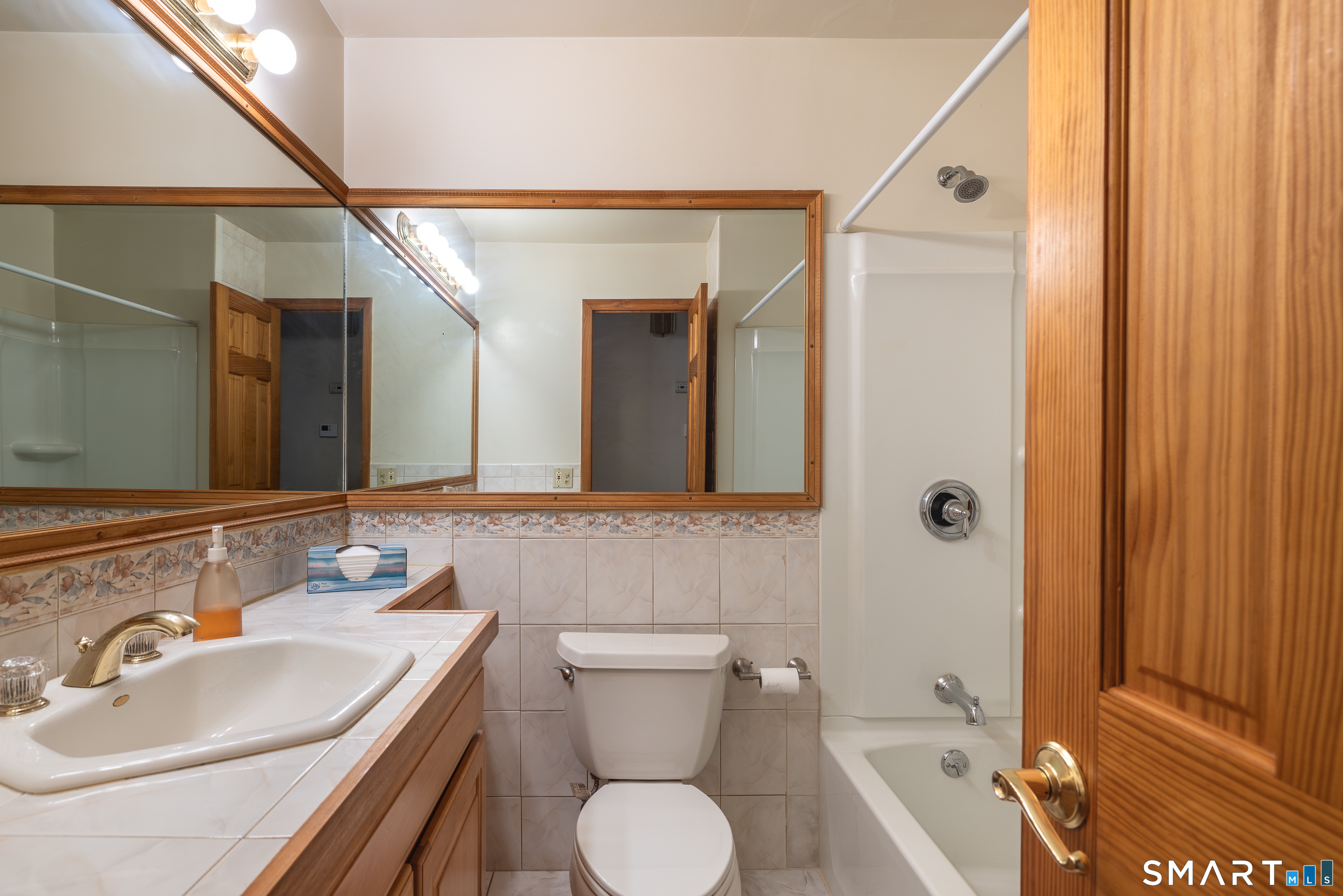 105 Bear Paw Road Bridgeport CT 06606