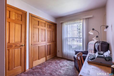 105 Bear Paw Road Bridgeport CT 06606