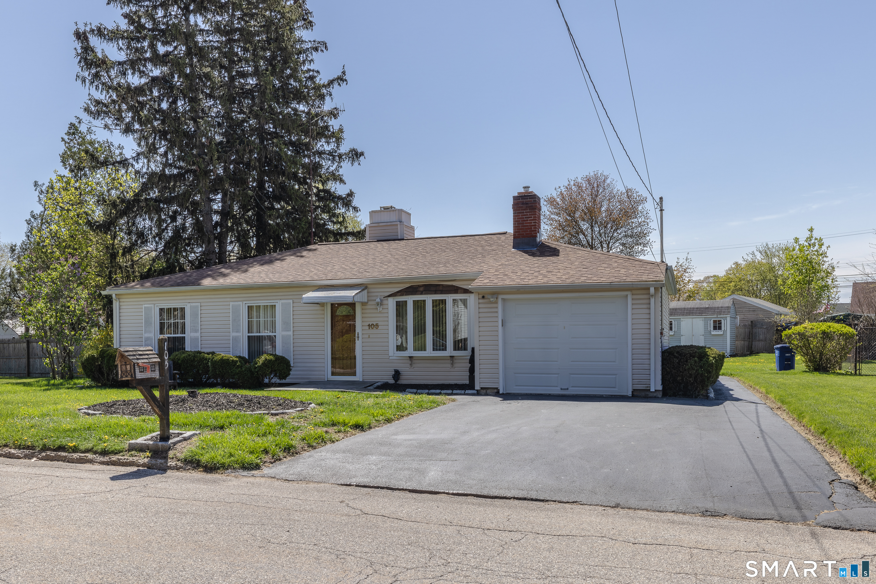 105 Bear Paw Road Bridgeport CT 06606