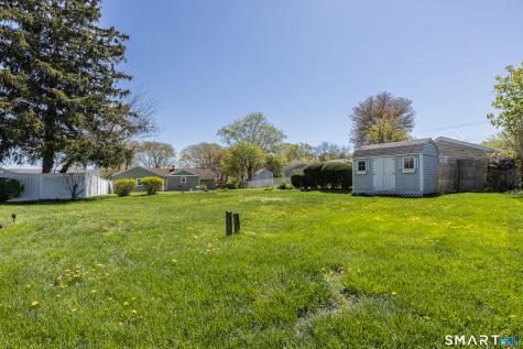 105 Bear Paw Road Bridgeport CT 06606