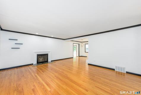 109 Cummings Drive Orange CT 06477
