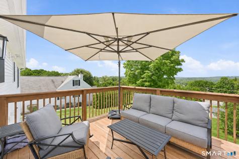 26 Crestview Lane Waterbury CT 06708