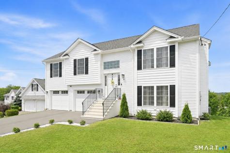 26 Crestview Lane Waterbury CT 06708