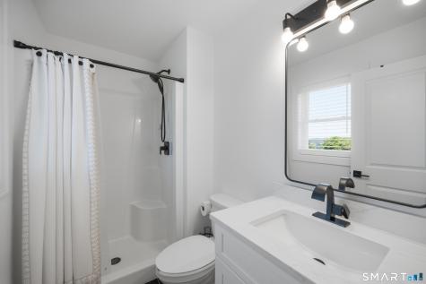 26 Crestview Lane Waterbury CT 06708