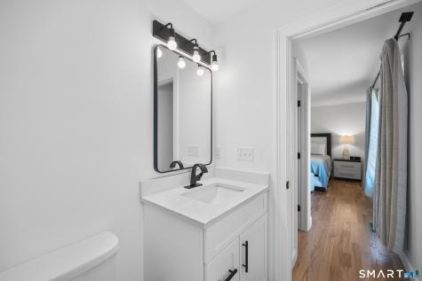26 Crestview Lane Waterbury CT 06708