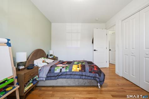 26 Crestview Lane Waterbury CT 06708