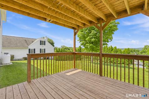26 Crestview Lane Waterbury CT 06708
