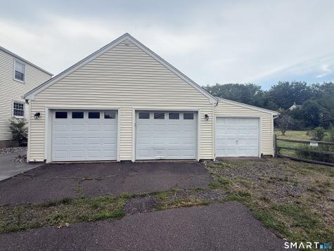 7 Reservoir Road Middletown CT 06457