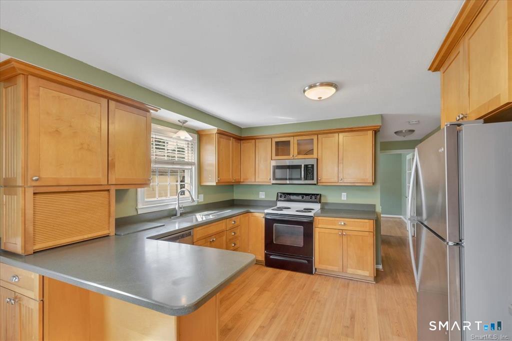 7 Reservoir Road Middletown CT 06457