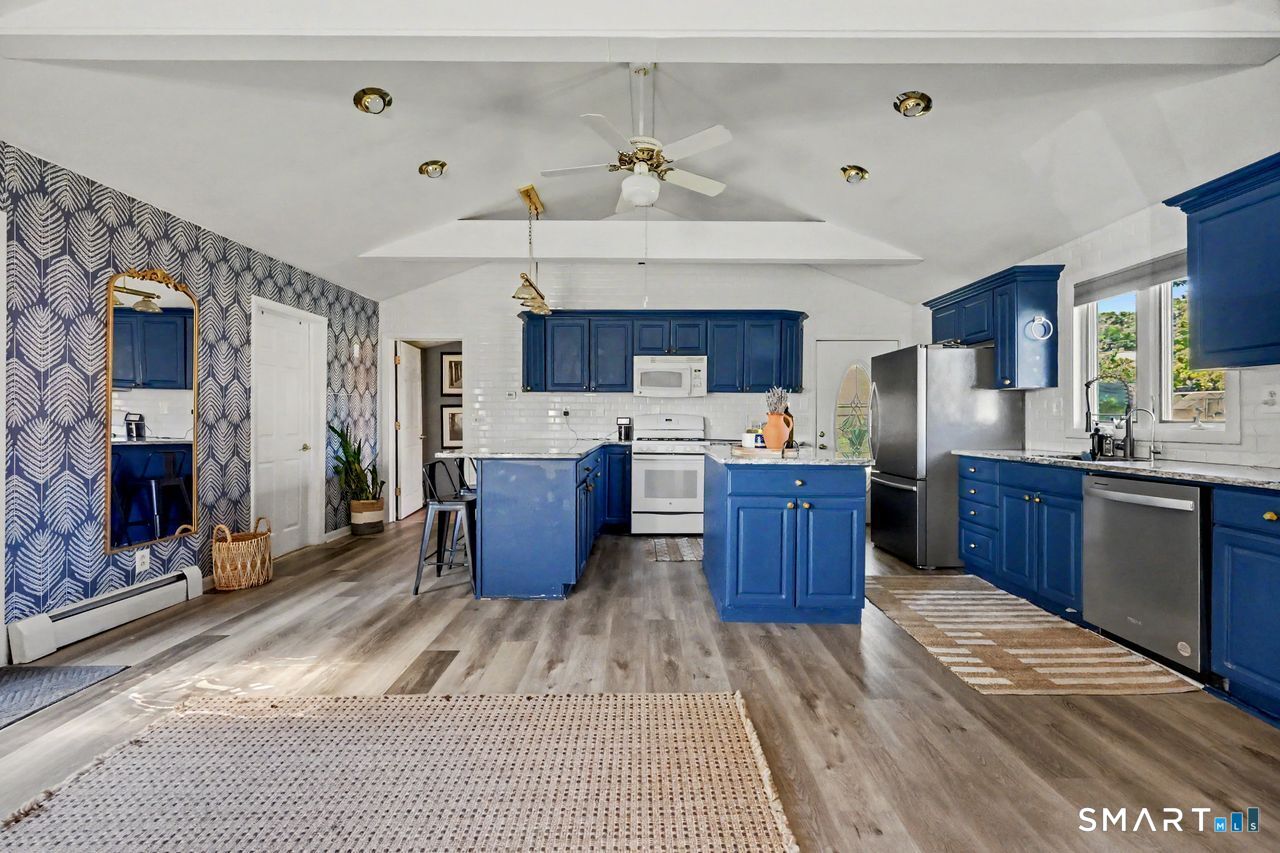52 West Street Shelton CT 06484