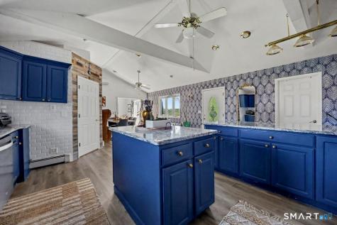 52 West Street Shelton CT 06484