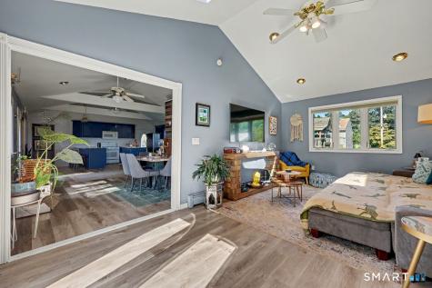 52 West Street Shelton CT 06484