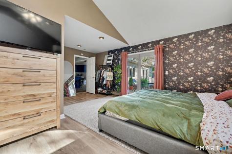 52 West Street Shelton CT 06484
