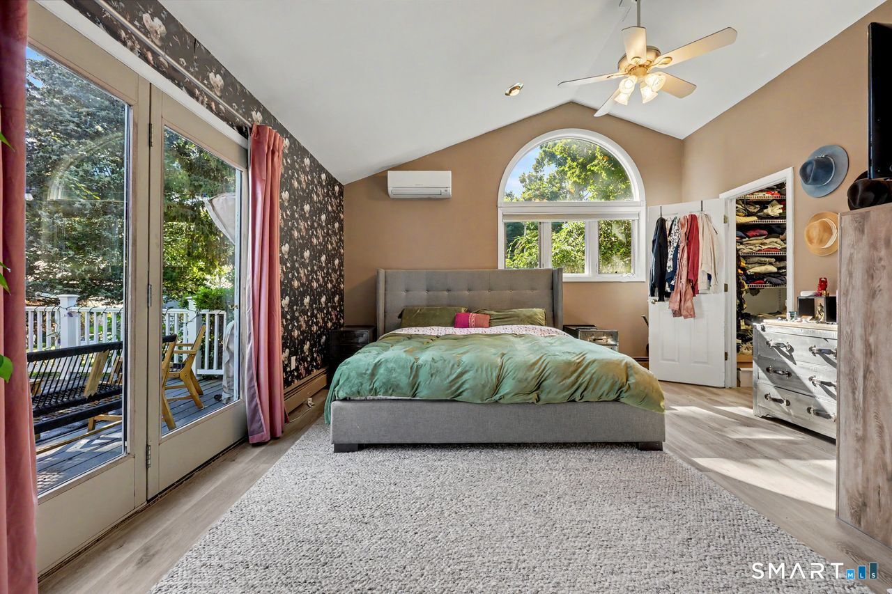 52 West Street Shelton CT 06484